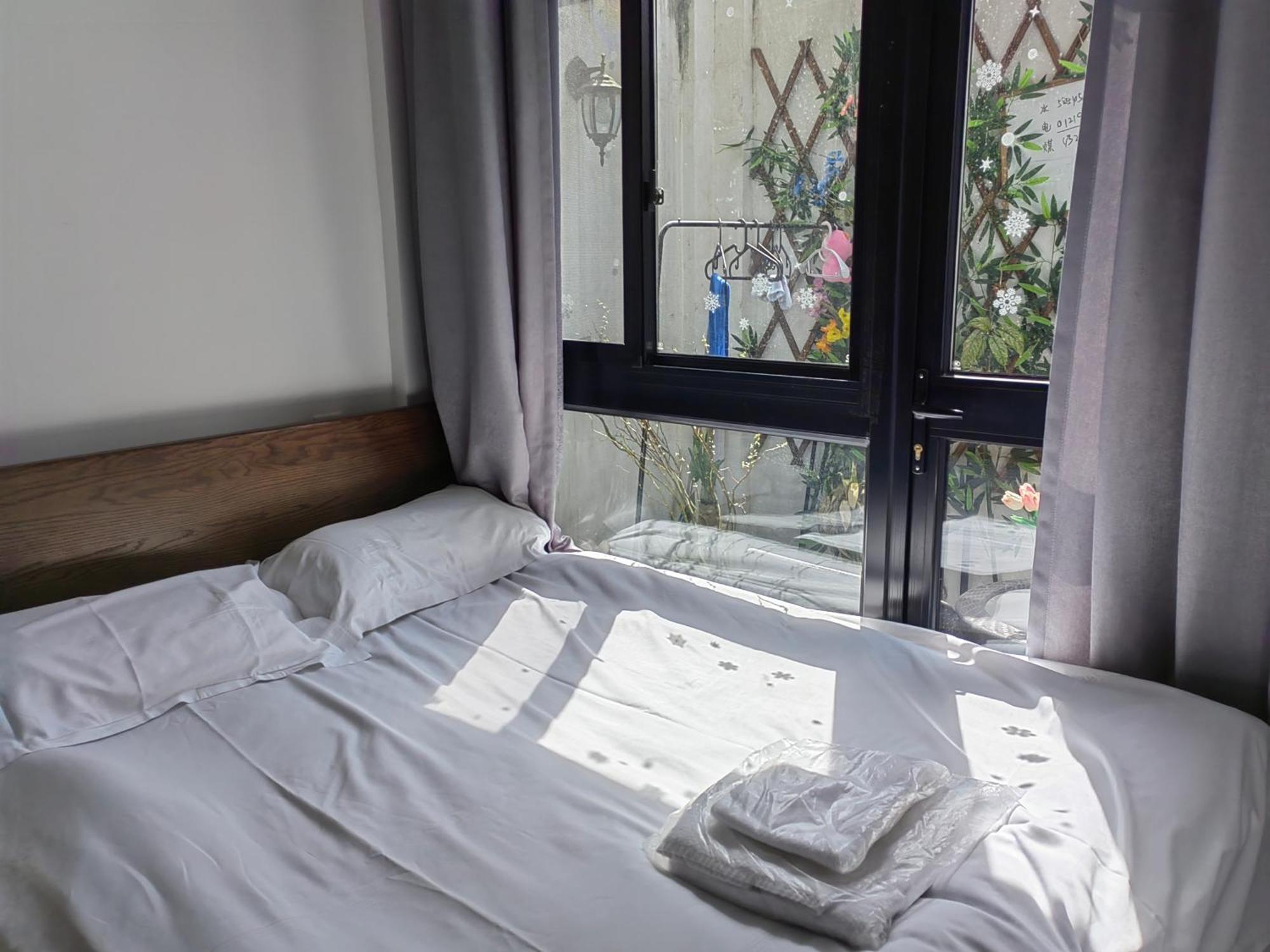 Garden Historical Loft With Courtyard And Citywalk- Near Downtown Wukang Road *