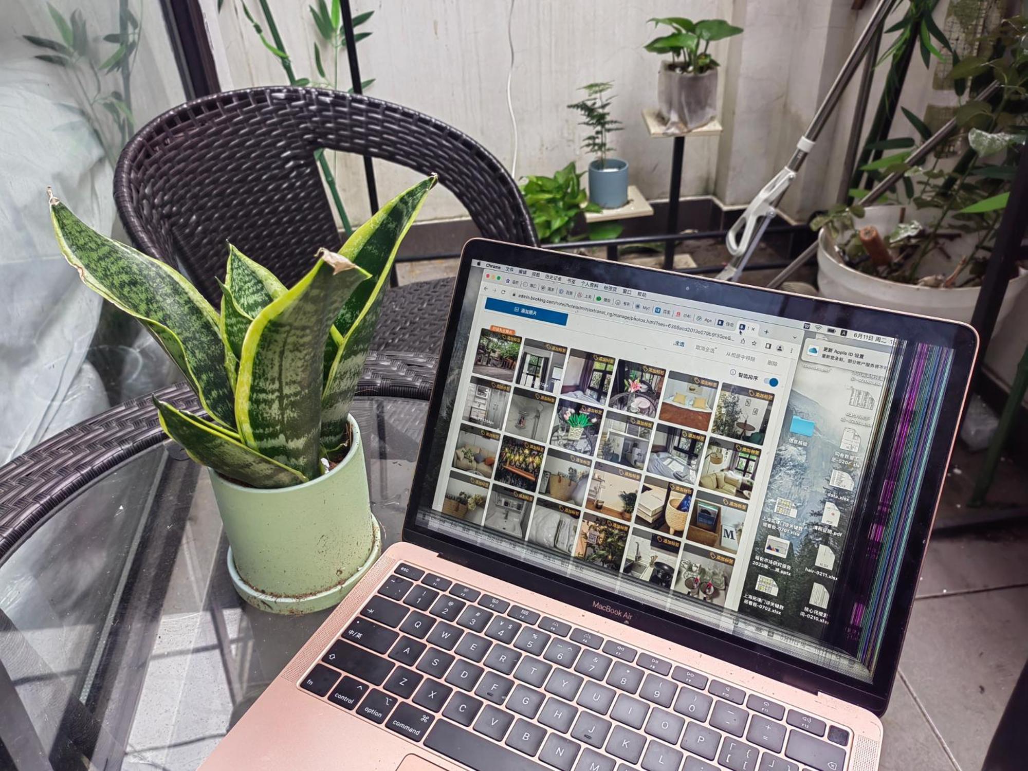Garden Historical Loft With Courtyard And Citywalk- Near Downtown Wukang Road Shanghai